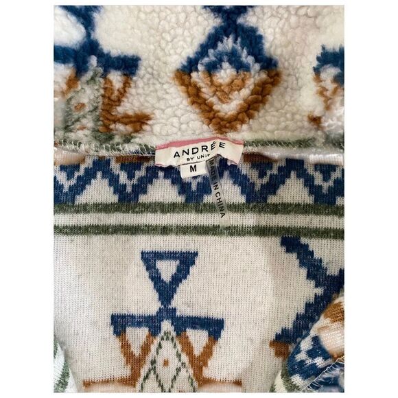 Southwestern Aztec Fleece Jacket Medium - Picture 6 of 6